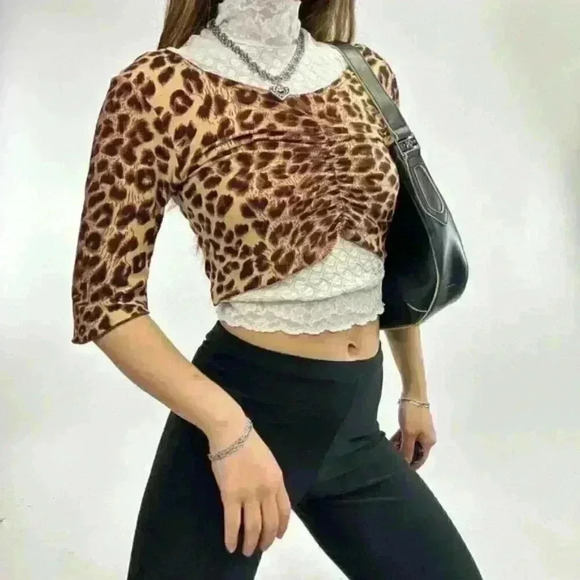 Lettuce  hem printed long sleeve - Picture 1 of 3